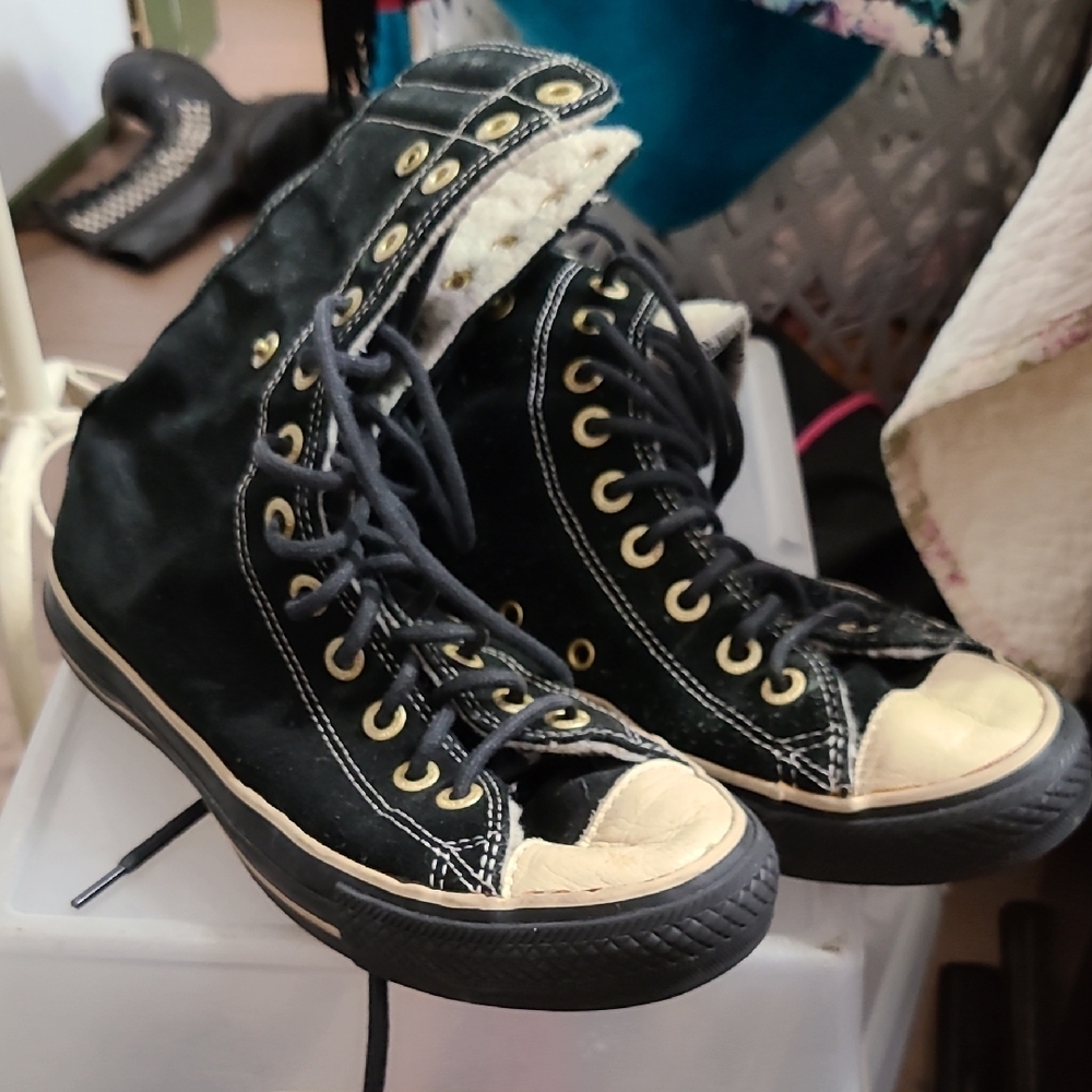 High-Top Black Canvas Sneakers
